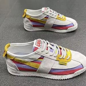 New Unisex Sneakers with Multicolor Accents, Size 42